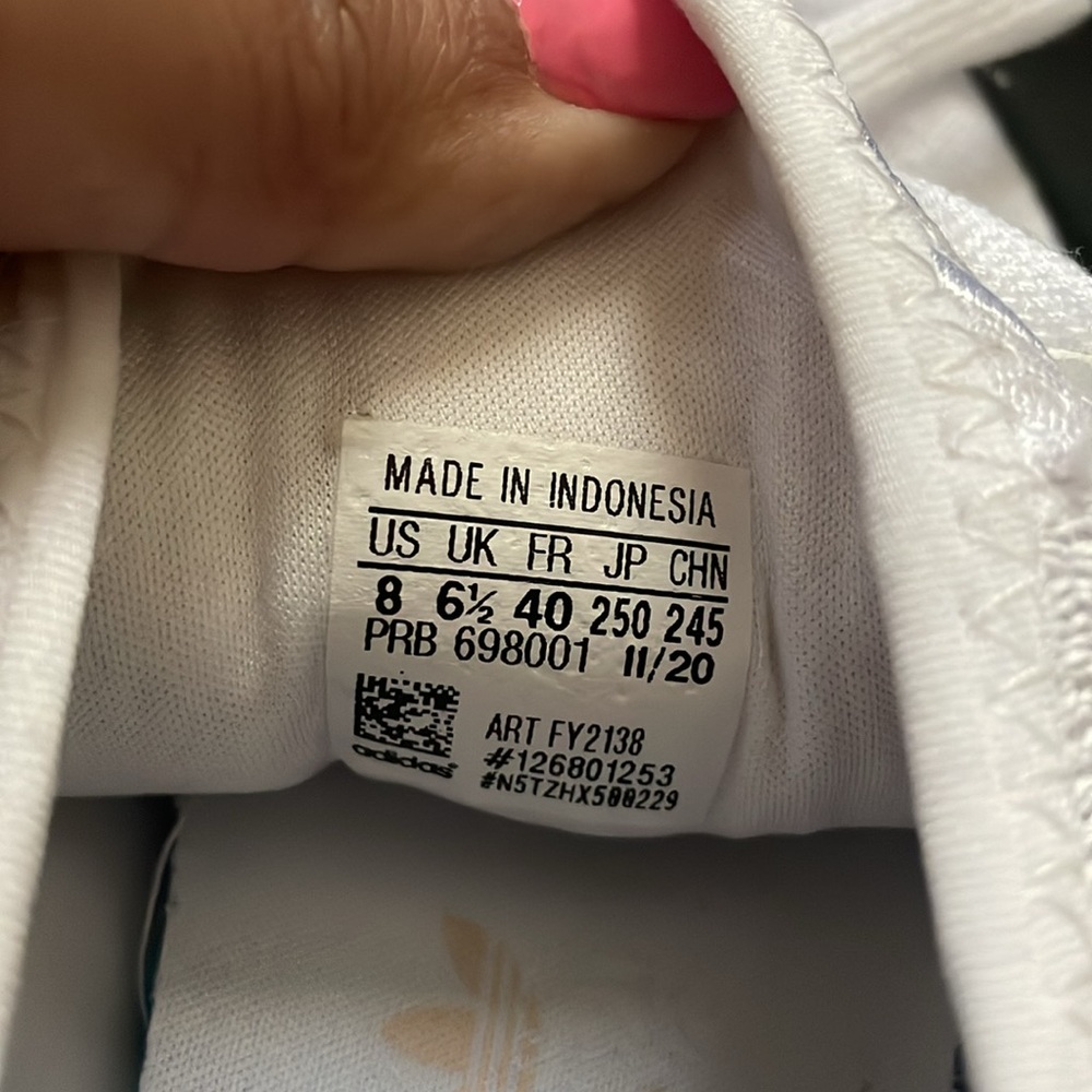 Adidas Women's Swift Run Sneaker - Picture 12 of 12